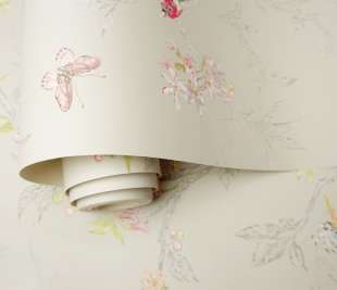 98082-Phoebe-Rollshot_web