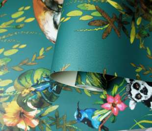 12402-lemur-teal-rollshot_web