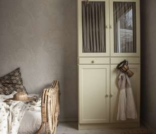 S10128_Evelina_blush_image2_web