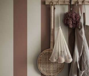 S10104_Magnus_Burgundy_image2_web