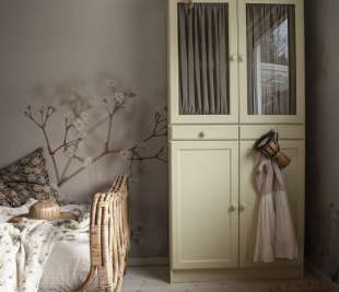 S10130_Julia_blush_image2_web