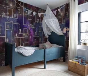 R16902_We-Are-Robots-Stardust_Rebel-Walls-14-image2_web