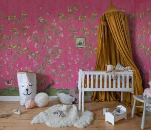 R16746_Chinoiserie_Chic-Fuchsia_Rebel-Walls-14-image2_web