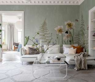 R18641_Bumblebee_Green_Rebel-Walls_image4_web