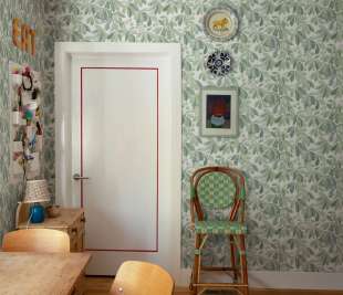 S10144_Kersti_Spring-Green_Sandberg-Wallpaper_image4_web