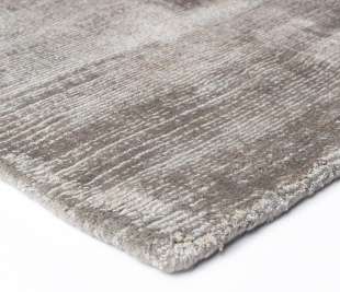 Current_206.001.910_170_0240-C1_web