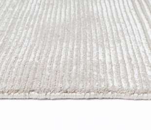 Ray_251.001.900_170_0240-B1_web