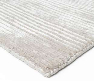 Ray_251.001.900_170_0240-C1_web