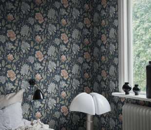 Copy-of-S10263_Annabelle_Classic-Blue_Sandberg-Wallpaper_interior3_web