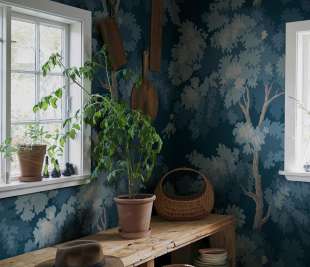 Copy-of-S10279_Raphael-Forest_Midnight-Blue_Sandberg-Wallpaper_interior2_web