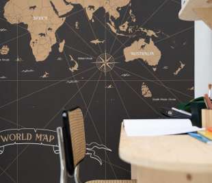 CASELIO_YNF_TRAVEL-IS-MY-THERAPY_NOIR_ZOOM-103419201_web