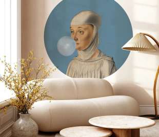 dots-woman-with-bubble-gum-blue