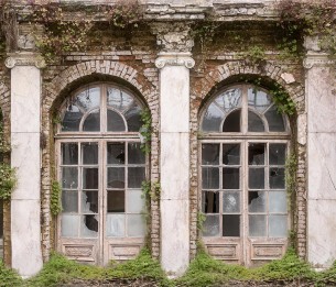 Mural Ruin Romance R16031